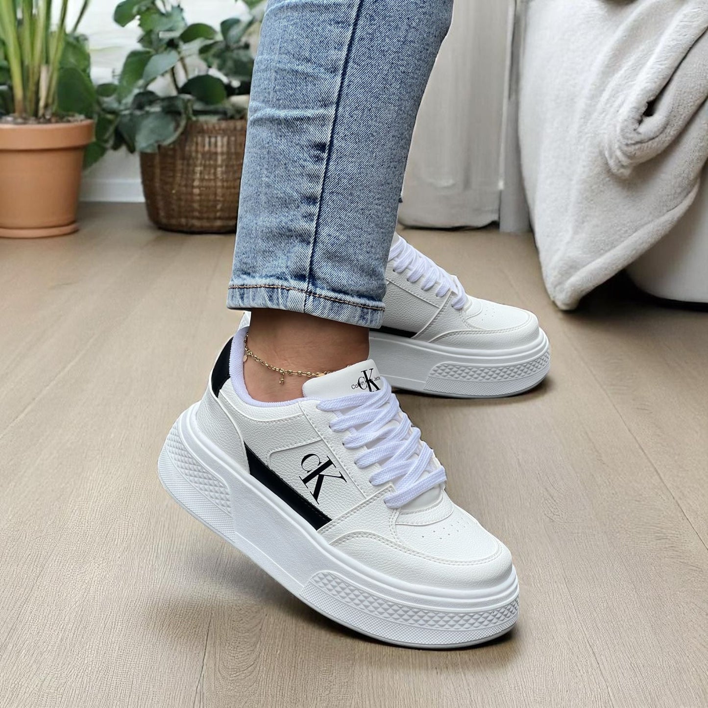 Tenis CK Blanco x Negro